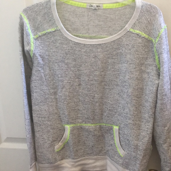 LADIES’ Aeropostale Top (M) - Picture 1 of 3